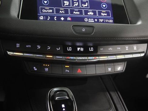 Used 2022 Cadillac XT4 Premium Luxury AWD/4WD image 14