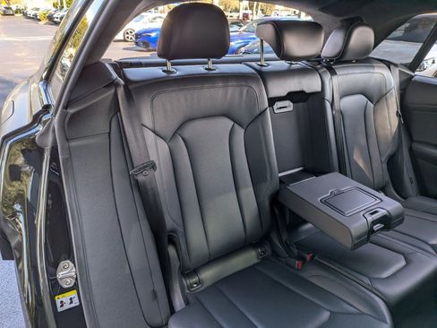 Used 2022 Audi Q8 Prestige w/ Prestige Package image 14