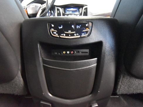 Used 2016 Cadillac Escalade Premium AWD/4WD image 28