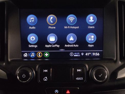 Used 2023 GMC Terrain SLT image 25