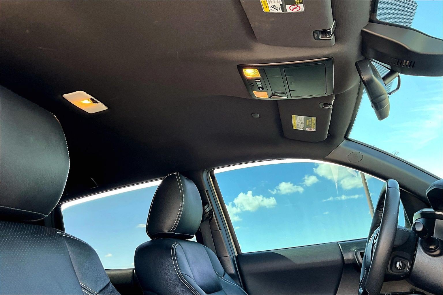 Used 2019 Toyota Tacoma TRD Sport RWD image 16