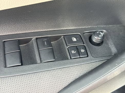 Certified 2025 Toyota Corolla LE FWD image 15