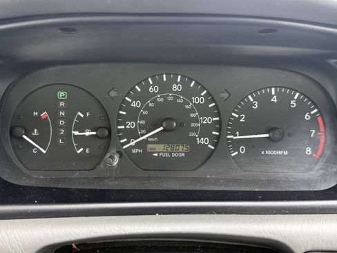 Used 2001 Toyota Camry LE FWD image 16