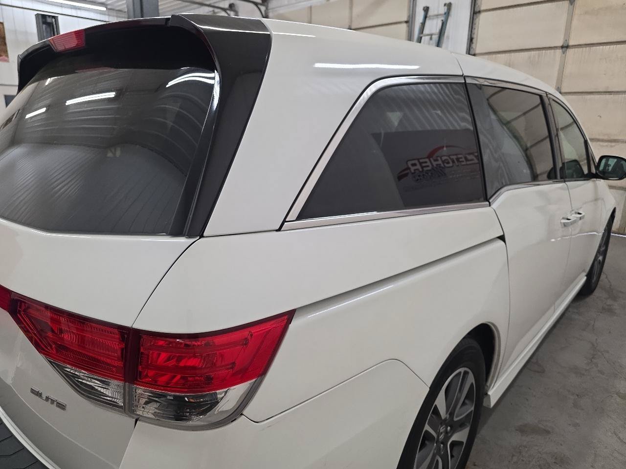 Used 2014 Honda Odyssey Touring image 13