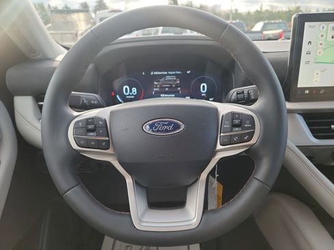 New 2026 Ford Explorer Active w/ Active Comfort Package image 14