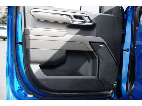 Used 2024 Chevrolet Silverado 1500 ZR2 image 14