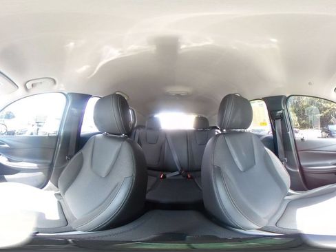 Used 2025 Buick Encore GX Preferred AWD/4WD image 36