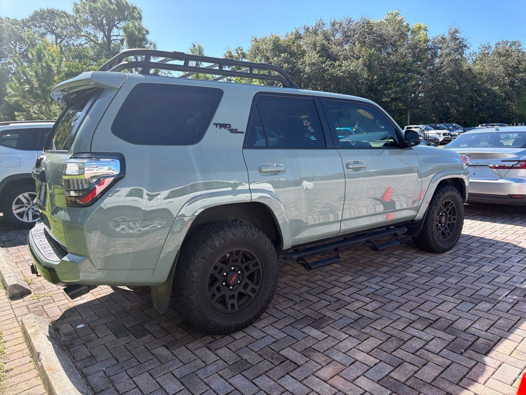 Used 2023 Toyota 4Runner TRD Off-Road Premium w/ Moonroof Package AWD/4WD image 2