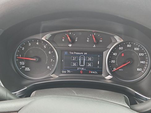 Used 2024 Chevrolet Equinox LS w/ LS Convenience Package FWD image 12