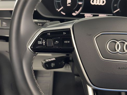 Used 2024 Audi Q8 e-tron Prestige w/ Prestige Package image 21