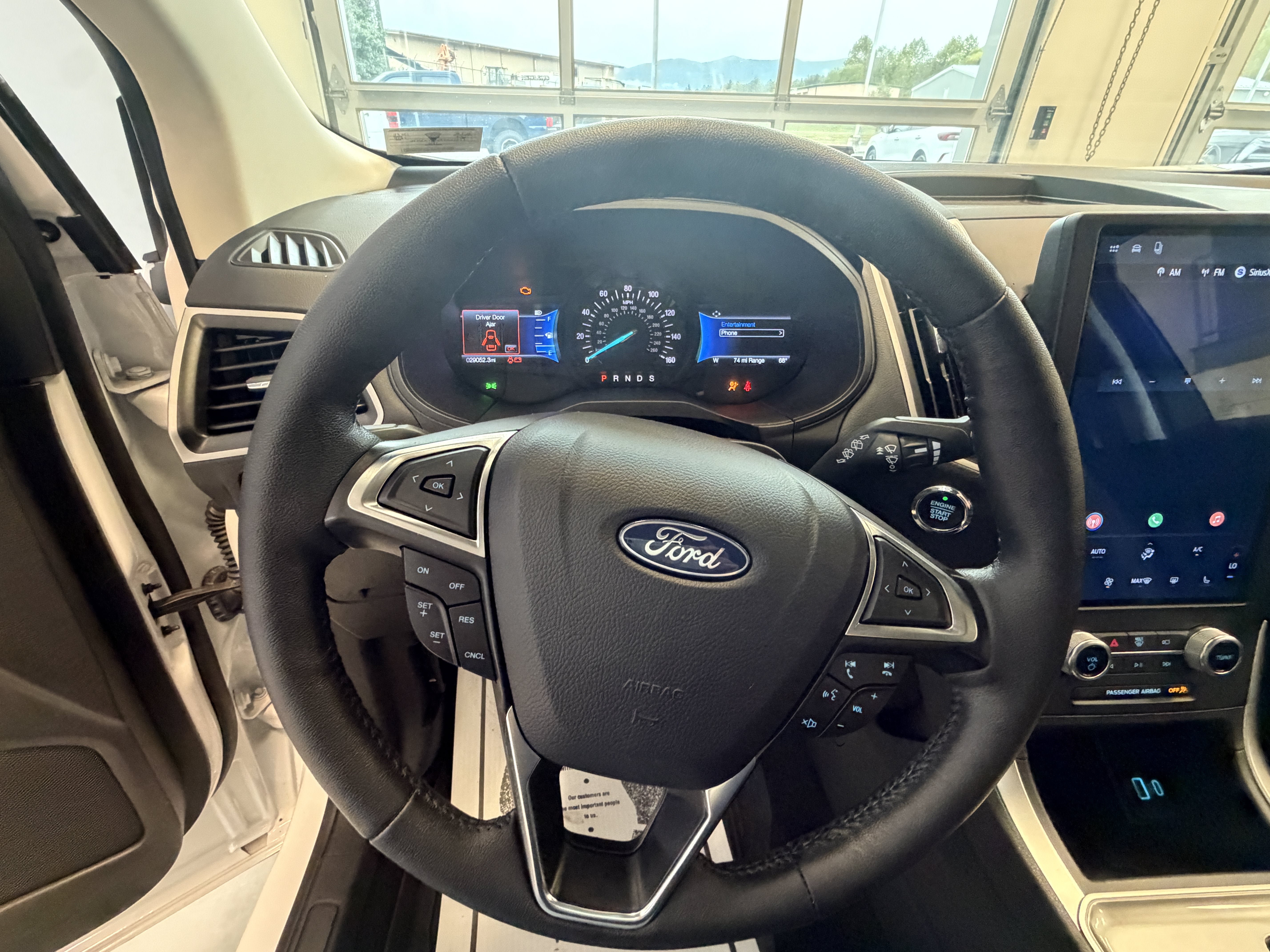 Used 2024 Ford Edge SEL w/ Convenience Package AWD/4WD image 8