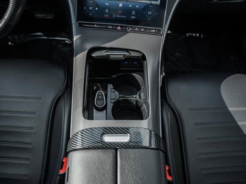 Certified 2024 Mercedes-Benz C 300 4MATIC Sedan image 25