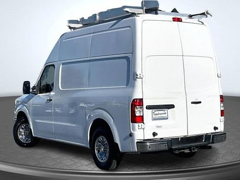 Used 2021 Nissan NV 3500 SL image 4