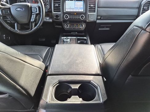 Used 2019 Ford Expedition Max Limited image 22