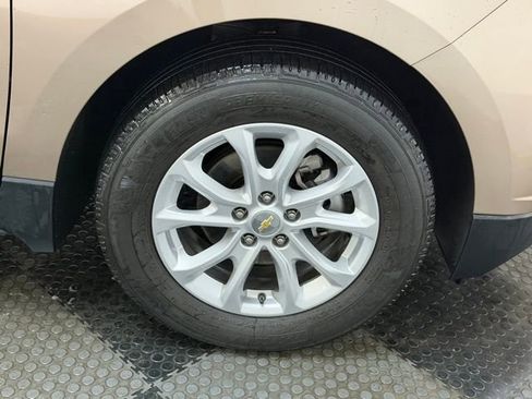 Used 2019 Chevrolet Equinox LT image 14