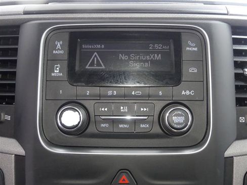 Used 2016 RAM 2500 Tradesman w/ Chrome Appearance Group image 30