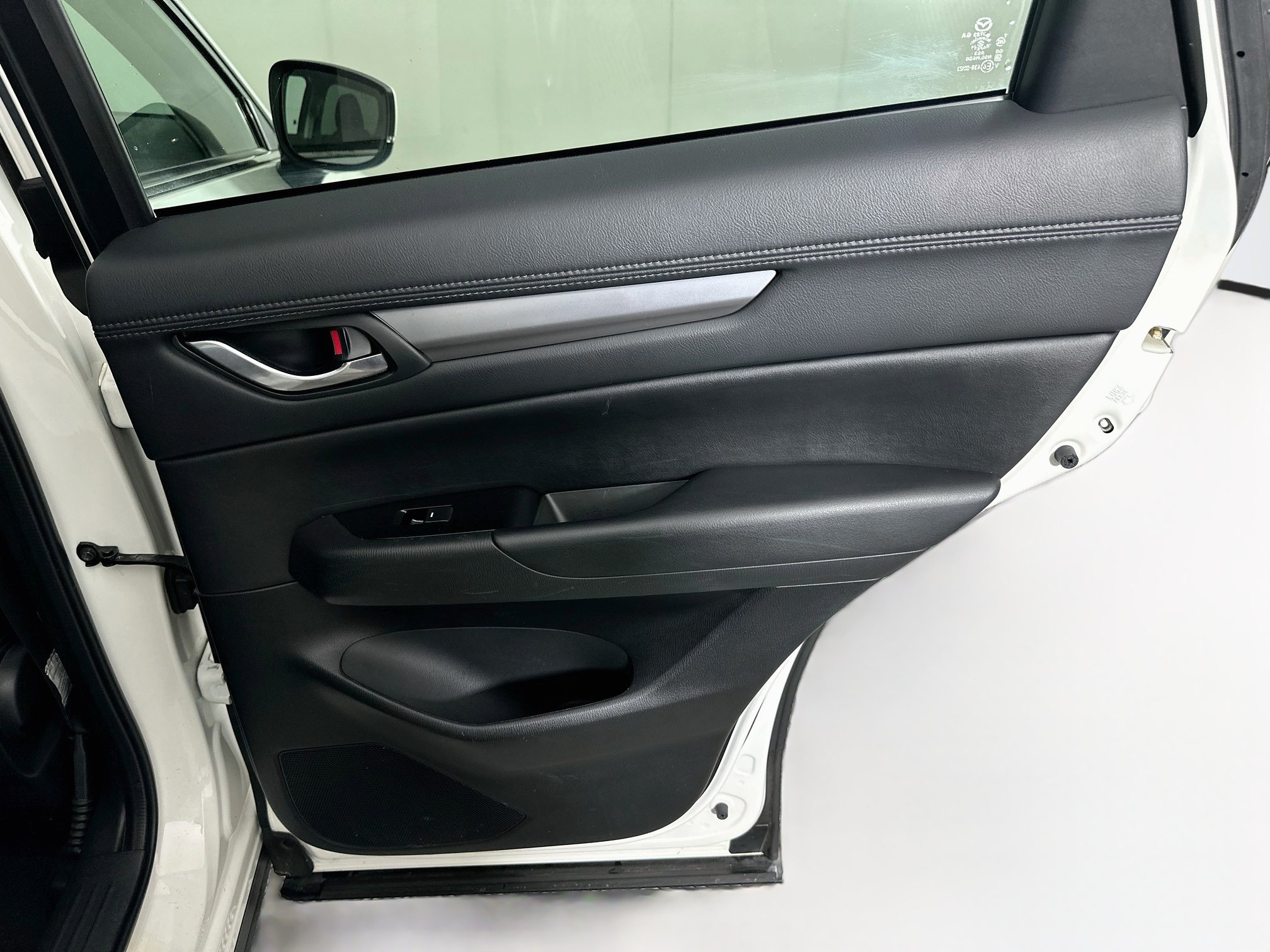 Used 2018 MAZDA CX-5 Touring w/ Preferred Equipment Package FWD image 31