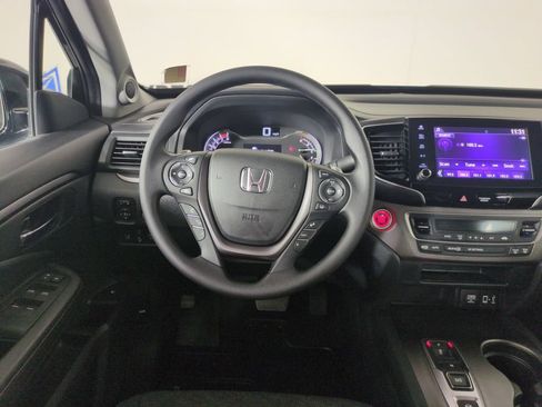 Certified 2023 Honda Ridgeline Sport image 17