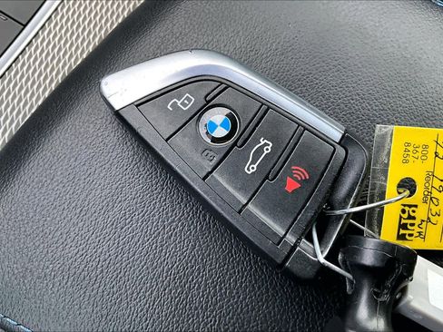 Used 2023 BMW M440i Convertible w/ Premium Package image 13