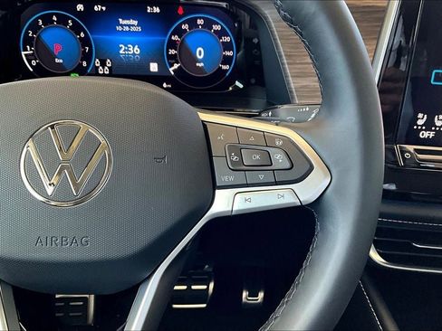 New 2026 Volkswagen Atlas SEL Premium R-Line image 23