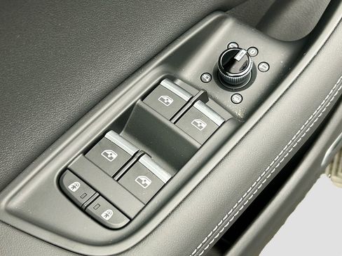 New 2026 Audi Q8 Premium Plus image 22