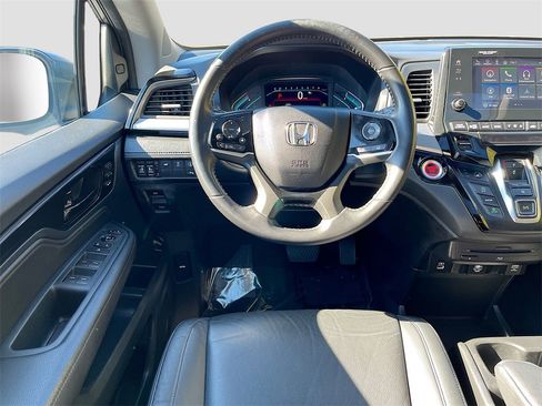 Used 2024 Honda Odyssey Touring image 21