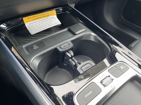 Certified 2025 Mercedes-Benz GLB 250 GLB 250 image 31