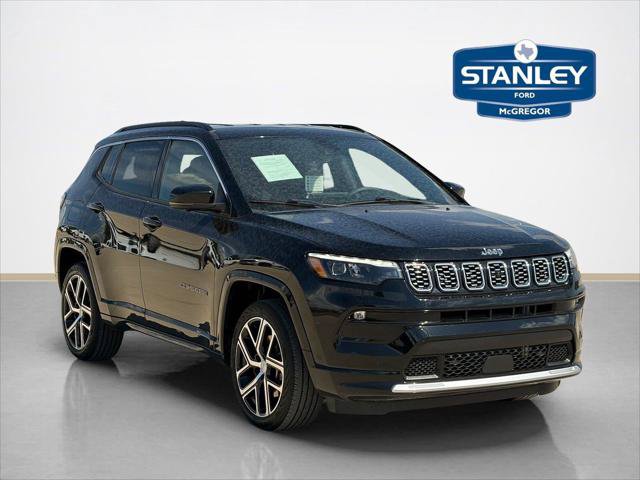 Certified 2024 Jeep Compass Limited w/ Elite Group AWD/4WD image 1