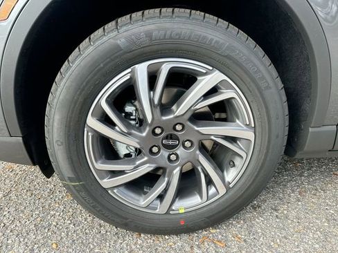New 2026 Lincoln Corsair Premiere FWD image 10