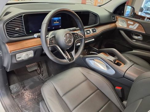 Used 2025 Mercedes-Benz GLE 350 4MATIC image 19