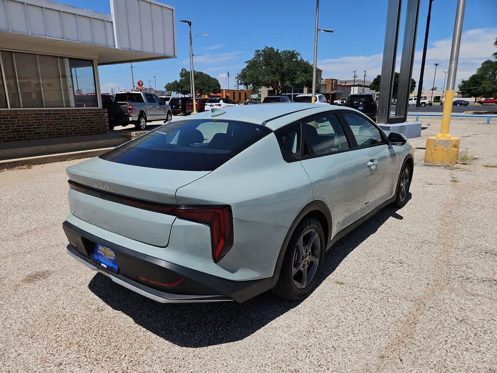 Used 2025 Kia K4 FWD image 8