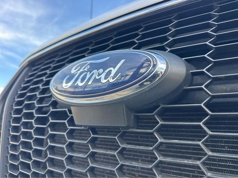 Used 2023 Ford Transit 350 XLT image 41