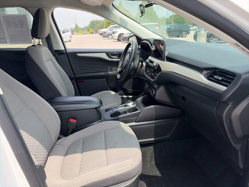 Used 2022 Ford Escape SE w/ Cold Weather Package AWD/4WD image 11