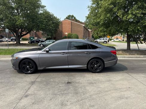 Used 2018 Honda Accord EX-L image 3