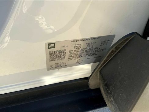 Used 2025 Chevrolet Trax ACTIV w/ Sunroof Package FWD image 34