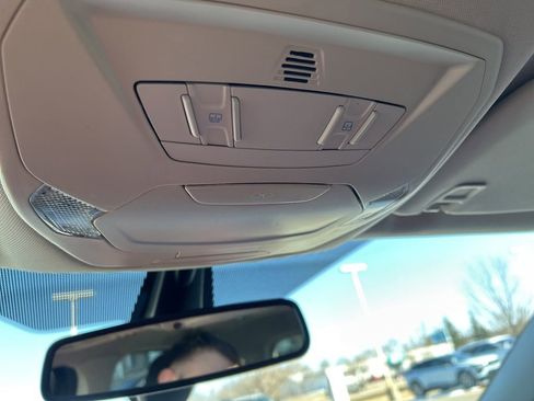 Used 2017 Ford Escape Titanium image 27