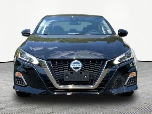 Used 2021 Nissan Altima 2.5 SR AWD/4WD image 2