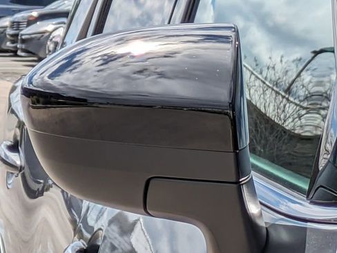 New 2026 Nissan Pathfinder S image 12