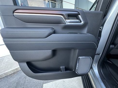 New 2026 GMC Sierra 2500 Denali w/ Denali Reserve Package image 25