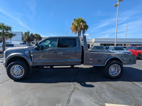 New 2025 Ford F550 4x4 Crew Cab Super Duty image 7