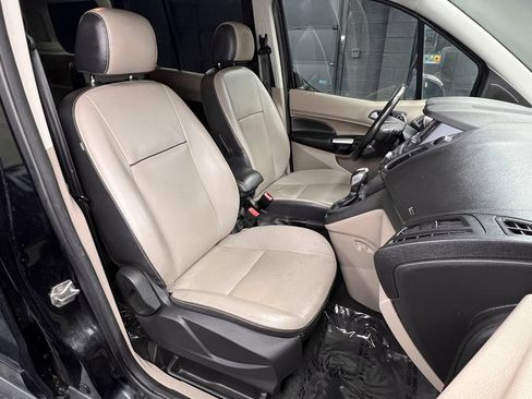 Used 2017 Ford Transit Connect Titanium FWD image 10
