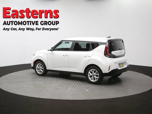 Used 2023 Kia Soul LX w/ Option Group 015 FWD image 64