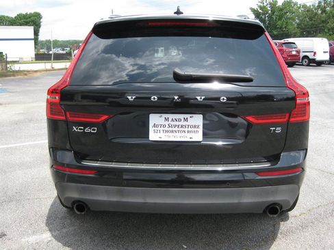 Used 2019 Volvo XC60 T5 Momentum w/ Premium Package FWD image 6