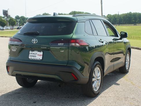 Used 2026 Toyota Corolla Cross LE FWD image 19