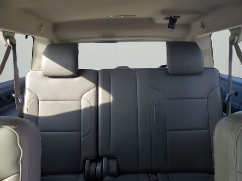 Used 2015 GMC Yukon XL Denali w/ Touring Package image 24