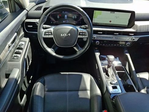 Used 2023 Kia Telluride EX AWD/4WD image 11