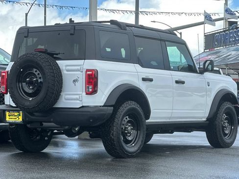 New 2026 Ford Bronco Big Bend w/ Black Diamond Package AWD/4WD image 3