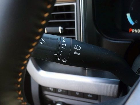 Used 2024 Ford F350 Platinum image 30