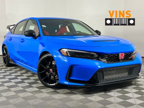 Used 2025 Honda Civic Type R image 1