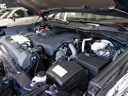 Used 2024 Toyota Tundra Platinum image 32